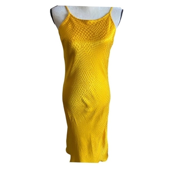 NWOT-A NEW DAY-BEAUTIFUL YELLOW DRESS-SIZE SMALL - Picture 1 of 9